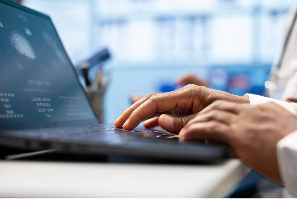 製薬業界でAIを導入する際によくある質問