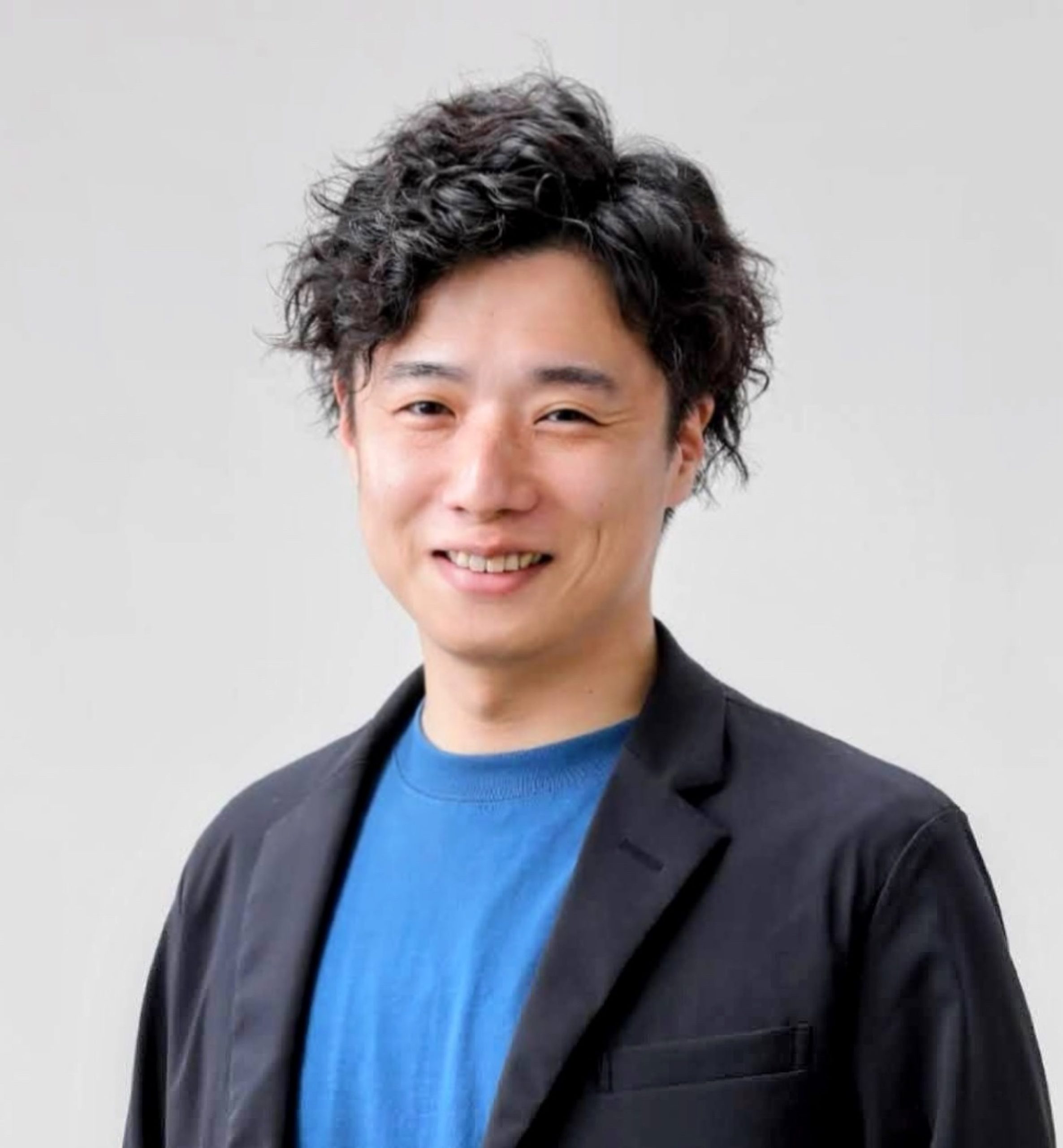 野﨑 智裕のアバター